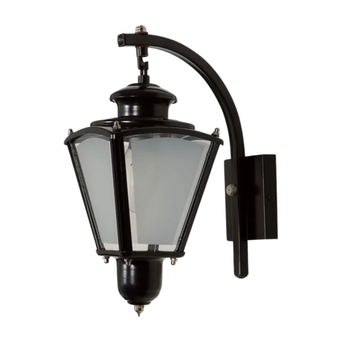 Outdoor Wall Lantern